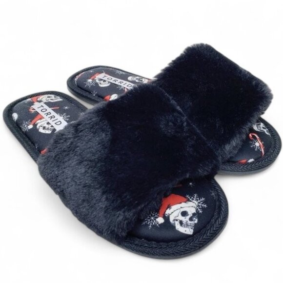 Torrid Christmas Plush Faux Fur Bedroom Slippers Santa Hat Skull Lounge Bathroom - Picture 1 of 8